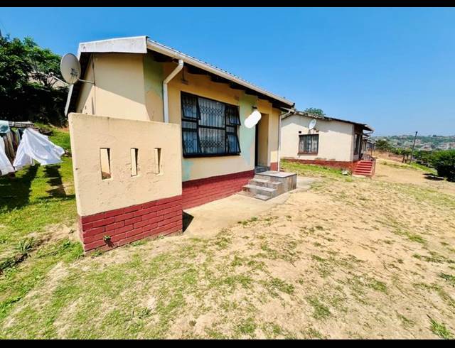 2 BEDROOM HOUSE FOR SALE IN UMLAZI C